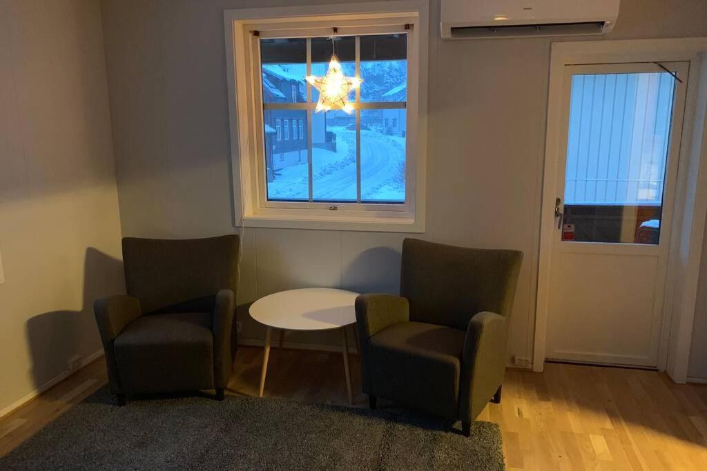 Koselig Hus I Havna Apartment Svolvaer Luaran gambar